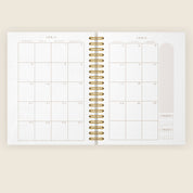 THE PEARL weekly planner 2025